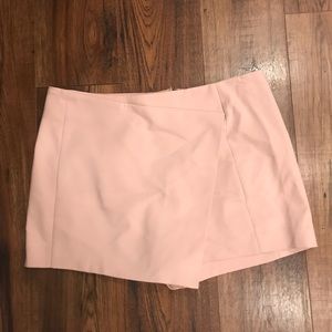 NWT Express skort